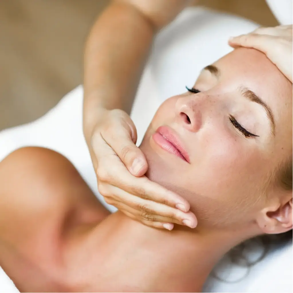 Ecological facial cleaning - Wellness Radisson Bilbao
